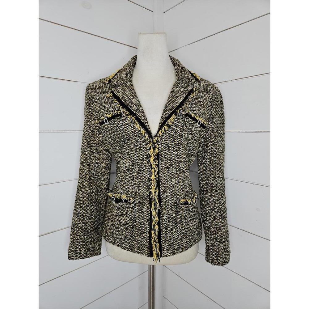 Conrad C Collection Size 12 black yellow & white blazer. Clueless!